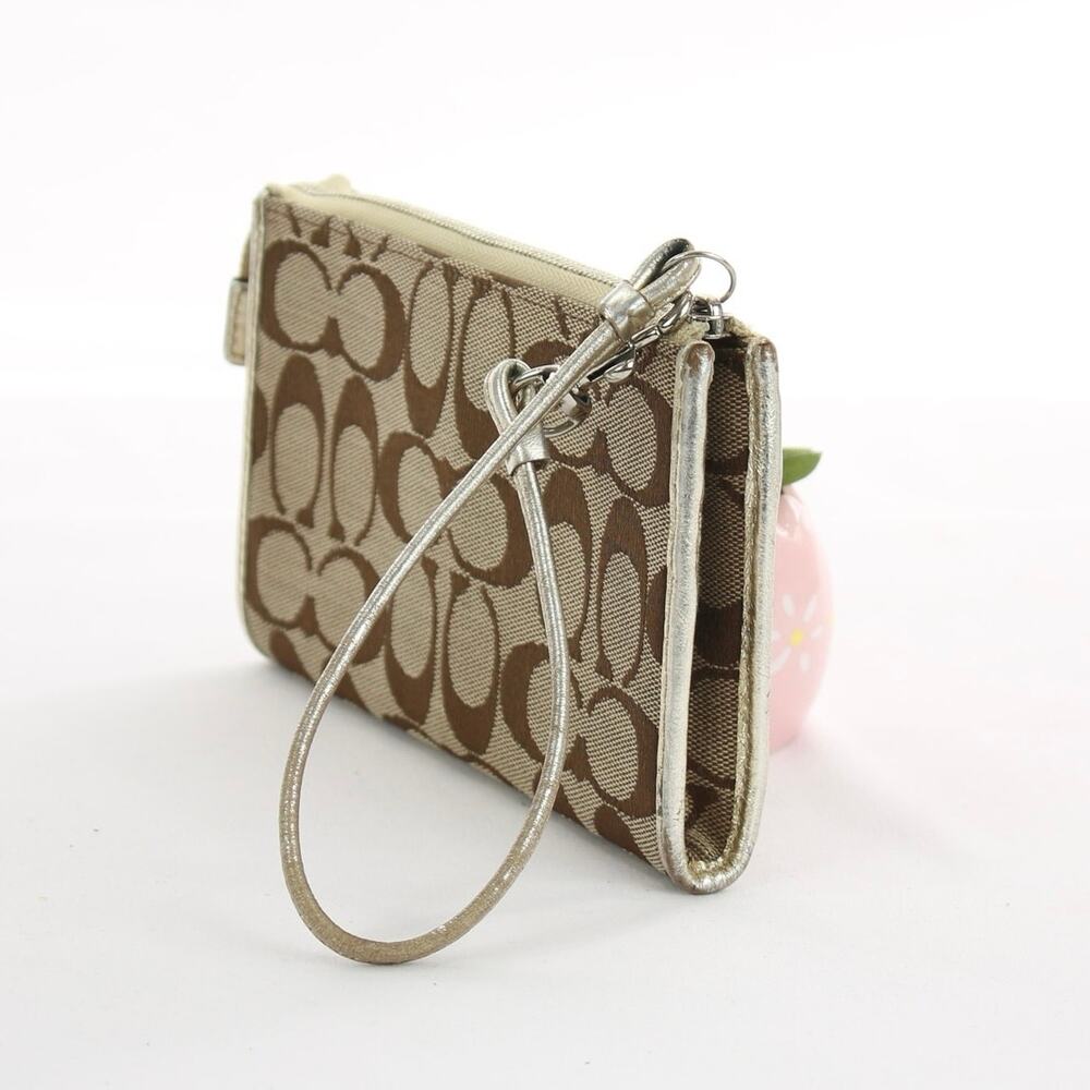 Coach Signature Canvas Turnlock Wristlet Wallet Khaki Brown Leather Trim Y2K - Picture 4 of 8